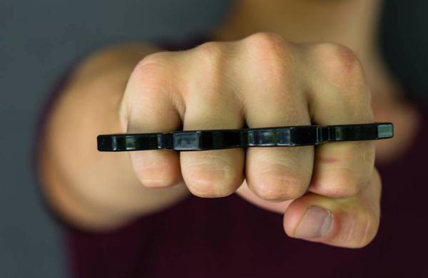 are-brass-knuckles-illegal-concealed-knuckle-duster-facts