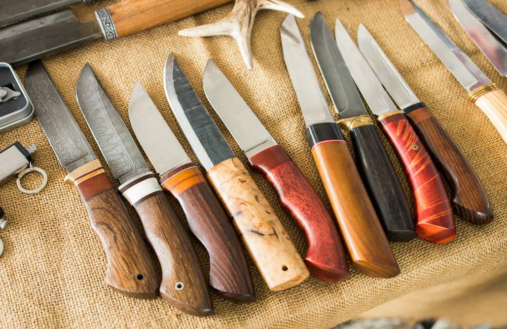 https://www.krudoknives.com/wp-content/uploads/2019/04/What-Is-The-Largest-Knife-Collection.jpg